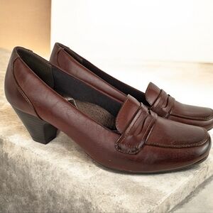 Brown Leather Heeled Penny Loafers Mary Jane shoes Size 8